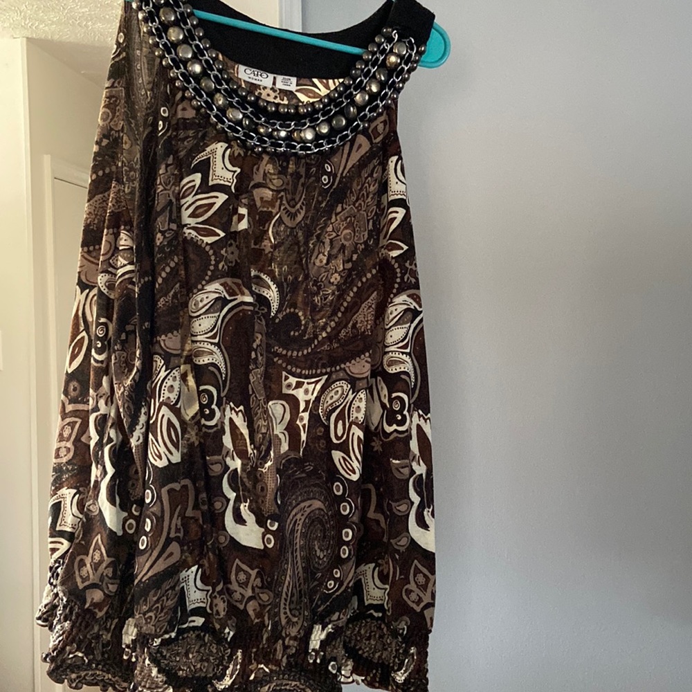 Sleeveless blouse